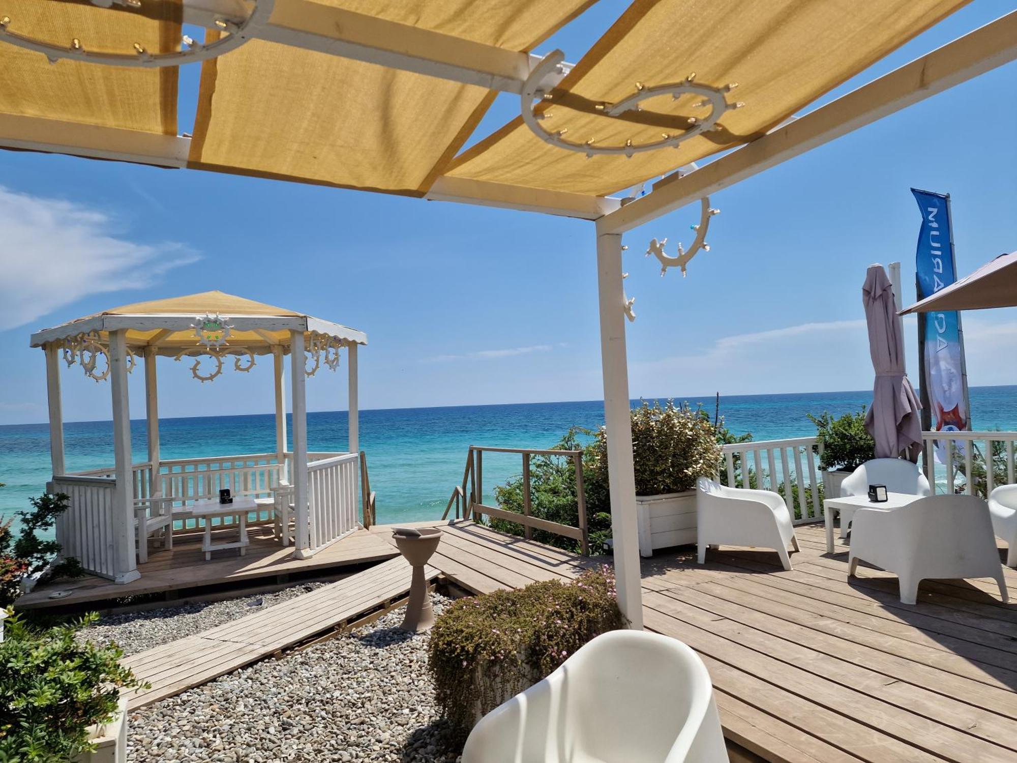 Aquarium Residence San Pietro in Bevagna Εξωτερικό φωτογραφία