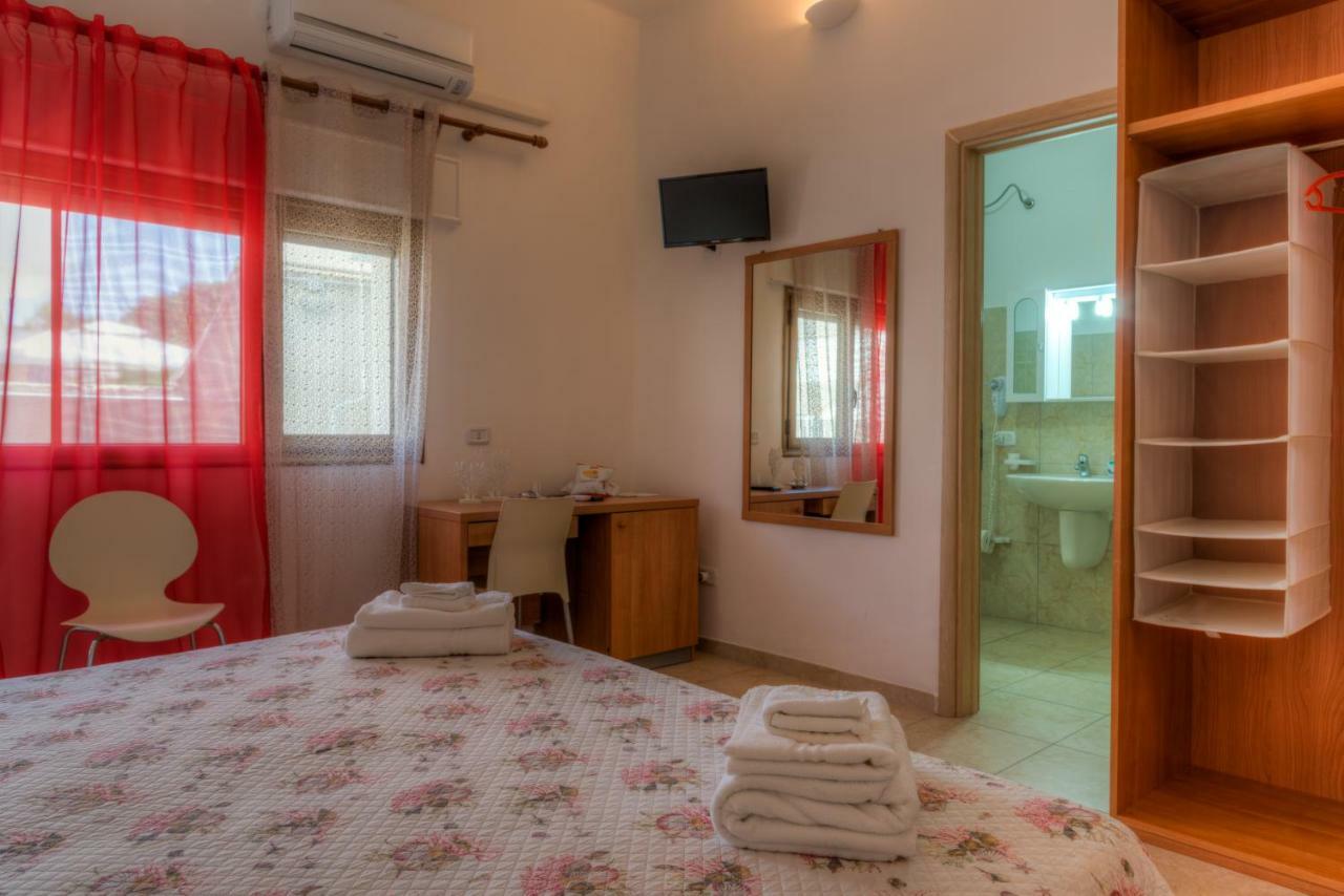 Aquarium Residence San Pietro in Bevagna Εξωτερικό φωτογραφία